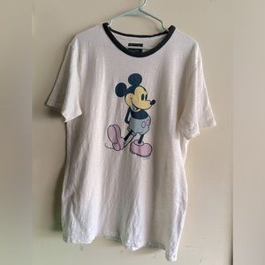 EUC! Abercrombie & Fitch x Disney Mickey Mouse Tee